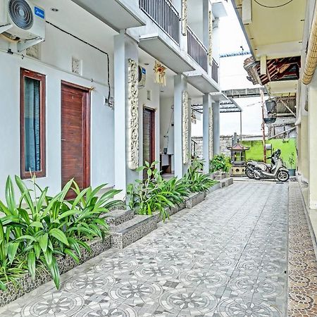 Oyo 91080 Kubu D&D Guesthouse เซมินยัค ภายนอก รูปภาพ