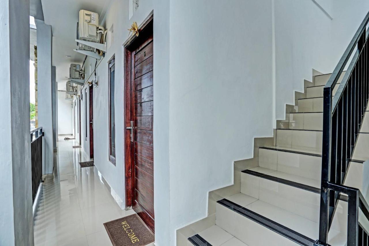 Oyo 91080 Kubu D&D Guesthouse เซมินยัค ภายนอก รูปภาพ